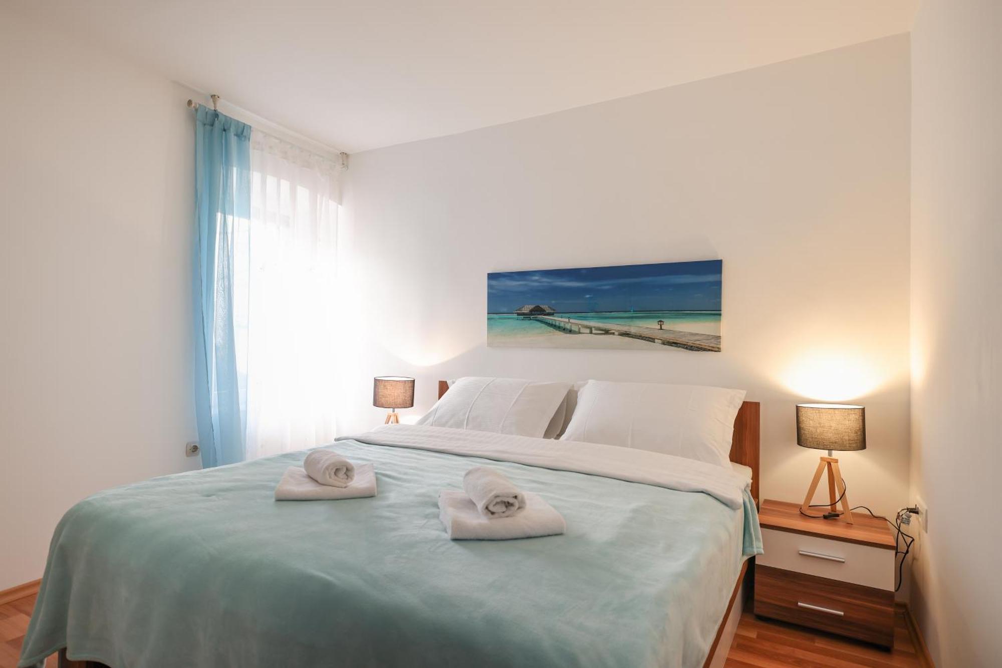 Viva - 2 Bedroom Apt In City Centar Zadar Exterior photo